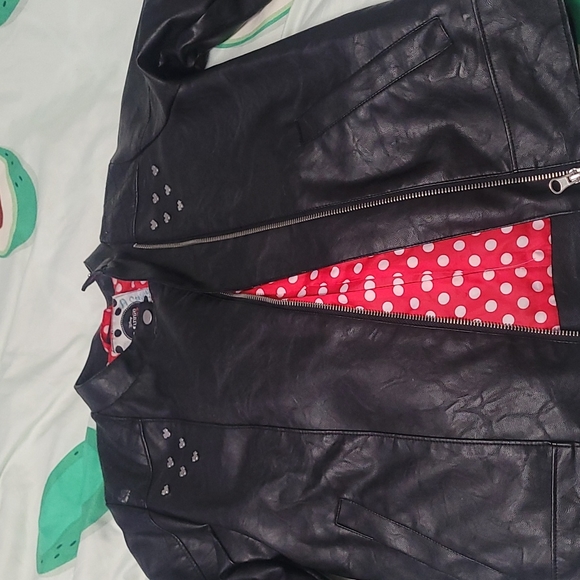 Minnie mouse leather jacket - Picture 2 of 3